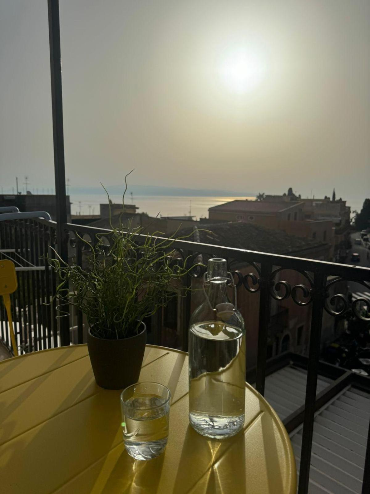 C'Est La Vie Taormina Apartment Exterior photo